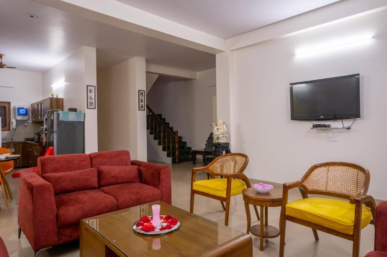 Villa Woodside Meadows By Veo - Part Of Stayvista Kasauli Exterior foto